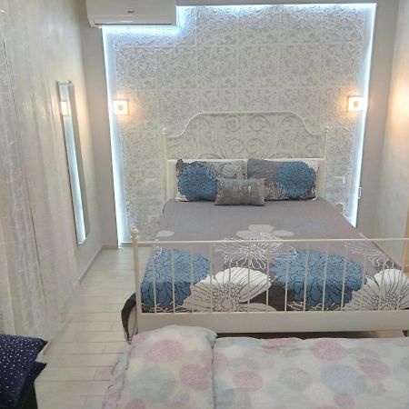 Rosilienza Suites Private Spa, Patio Garden Free Trasfer To & From Airport Фьюмичино Экстерьер фото