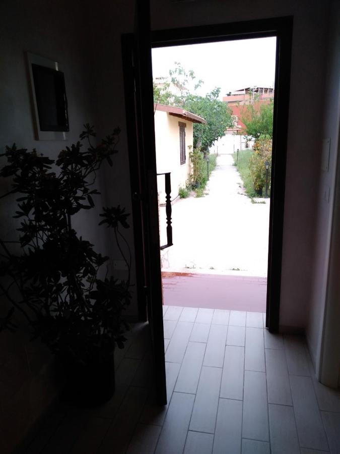 Rosilienza Suites Private Spa, Patio Garden Free Trasfer To & From Airport Фьюмичино Экстерьер фото