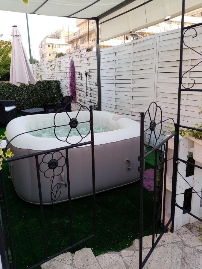 Rosilienza Suites Private Spa, Patio Garden Free Trasfer To & From Airport Фьюмичино Экстерьер фото
