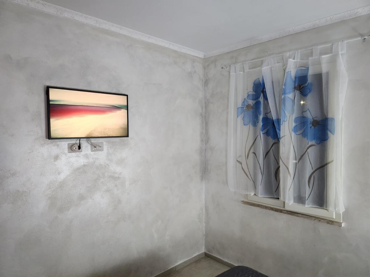Rosilienza Suites Private Spa, Patio Garden Free Trasfer To & From Airport Фьюмичино Экстерьер фото