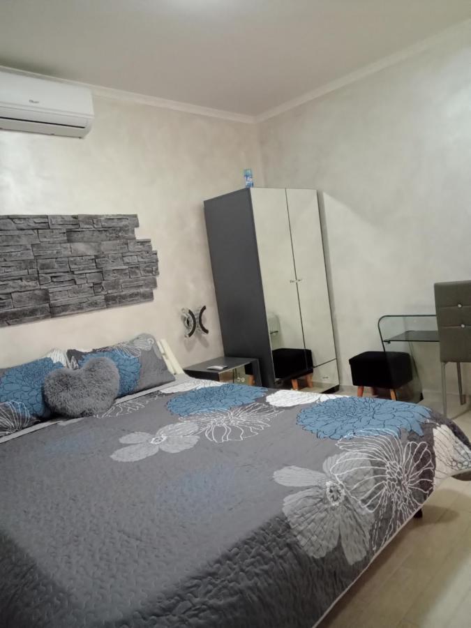 Rosilienza Suites Private Spa, Patio Garden Free Trasfer To & From Airport Фьюмичино Экстерьер фото