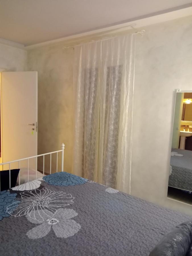Rosilienza Suites Private Spa, Patio Garden Free Trasfer To & From Airport Фьюмичино Экстерьер фото