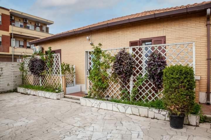 Rosilienza Suites Private Spa, Patio Garden Free Trasfer To & From Airport Фьюмичино Экстерьер фото